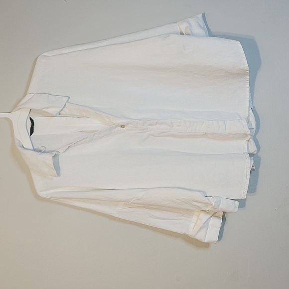 Zara White  Textured Top - Picture 5 of 11